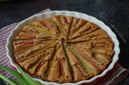 Mandlový koláč s rebarborou | reBarbora's kitchen